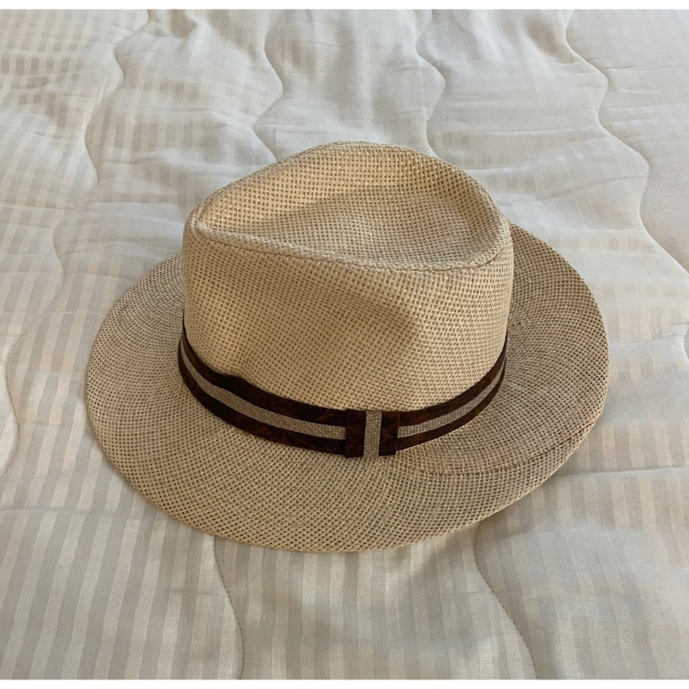 Bermuda hat